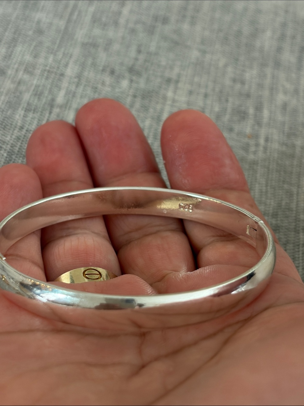 Sterling Silver Classic Hinged Bangle Bracelet - Silver